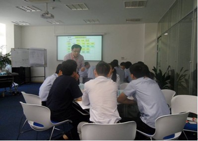 某公司成功舉辦《TTT(企業(yè)內(nèi)訓(xùn)師的培訓(xùn))》活動(dòng)，冠卓咨詢助力人才梯隊(duì)建設(shè)