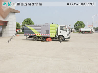 水泥廠(chǎng)灑水式清掃車(chē) 提升道路清潔效率的專(zhuān)用汽車(chē)