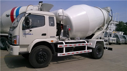 西安地區(qū)3-5方小型水泥罐車(chē)及攪拌車(chē)廠(chǎng)家與銷(xiāo)售渠道指南